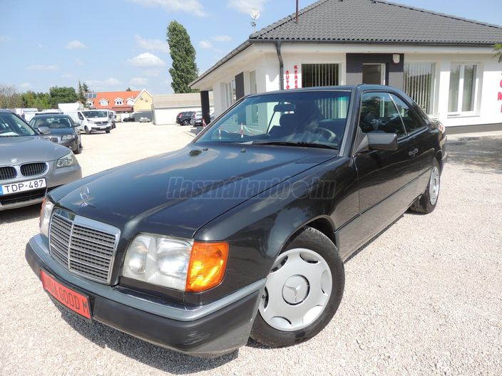 MERCEDES-BENZ 300 CE