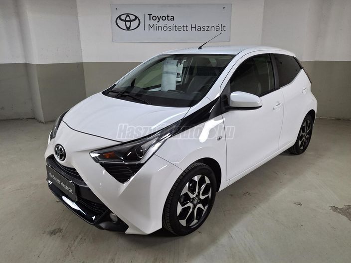 TOYOTA AYGO 1.0 x-play + style + connectivity
