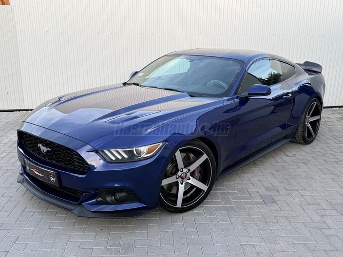 FORD MUSTANG Fastback 5.0 Ti-VCT V8 GT