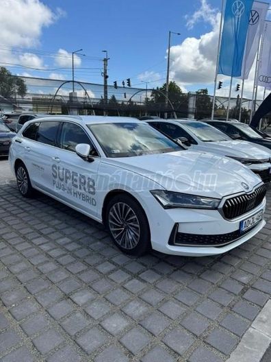 SKODA SUPERB Combi 1.5 TSI L&K PHEV DSG