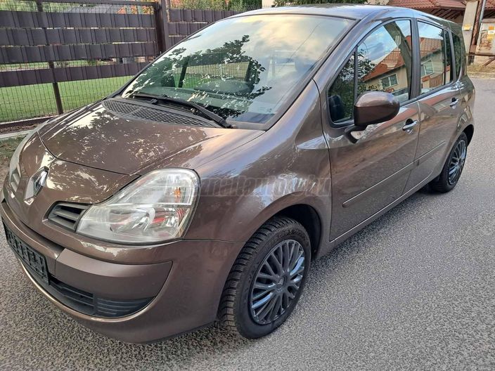 RENAULT GRAND MODUS 1.2 16V Authentique EURO5