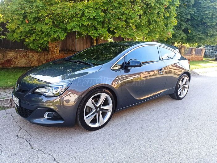 OPEL ASTRA J GTC 2.0 CDTI Start-Stop Bi-Turbo