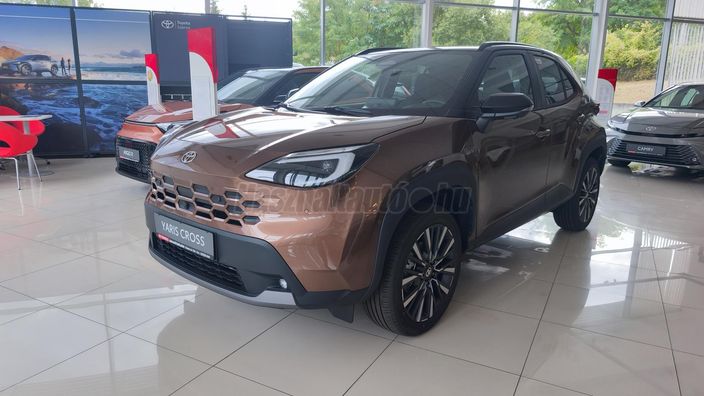TOYOTA YARIS CROSS 1.5 Hybrid Executive bi-tone Tech AWD e-CVT