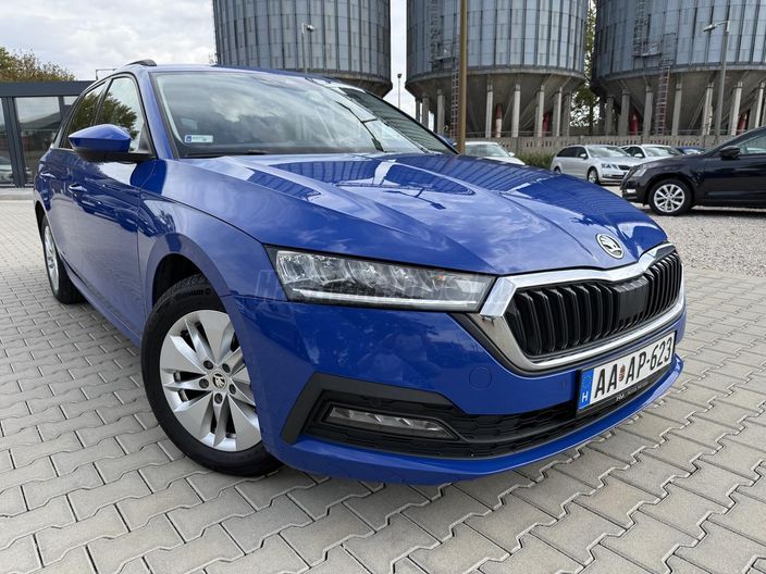 SKODA OCTAVIA Combi 2.0 TDI SCR Ambition DSG