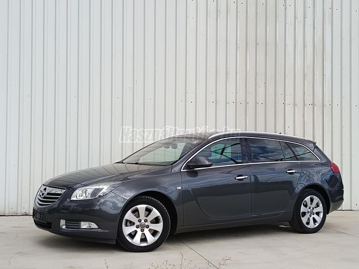 OPEL INSIGNIA Sports Tourer 2.0 CDTI Edition