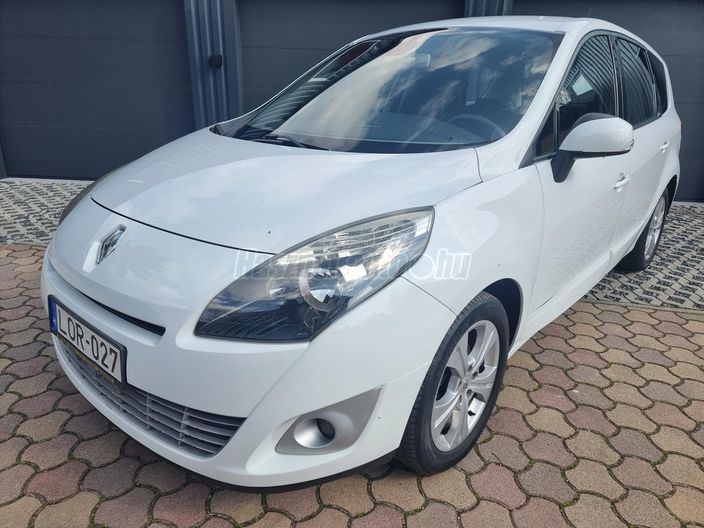 RENAULT GRAND SCENIC Scénic 1.9 dCi Dynamique