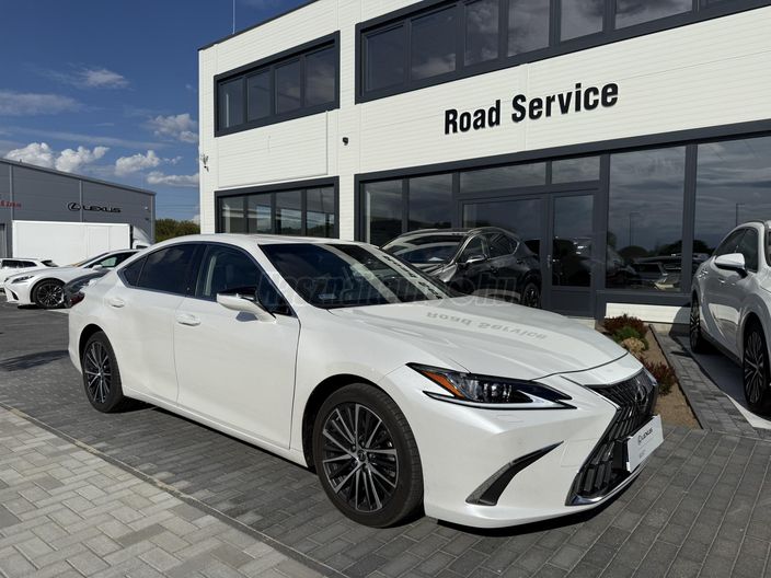 LEXUS ES 300h Elegance CVT