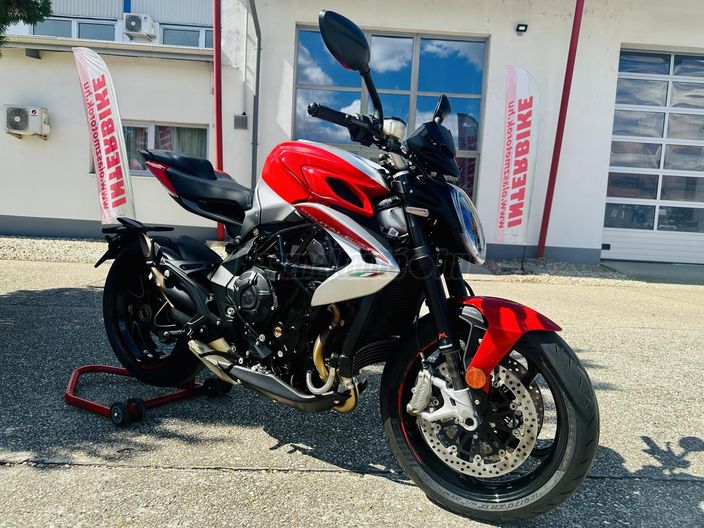 MV AGUSTA BRUTALE 800 RR