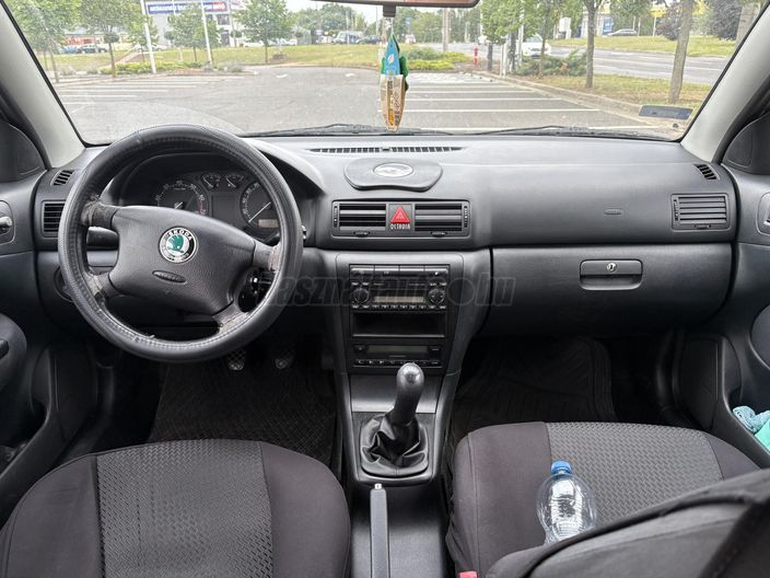 SKODA OCTAVIA 1.6 Tour
