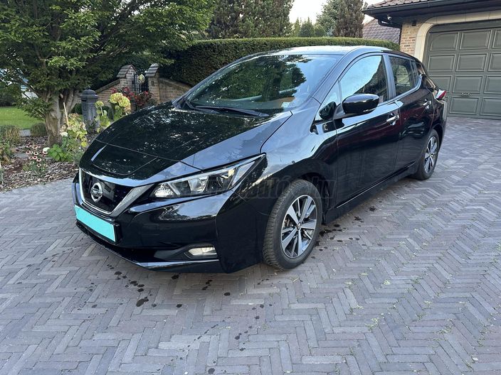 NISSAN LEAF Acenta 40kWh (Automata)