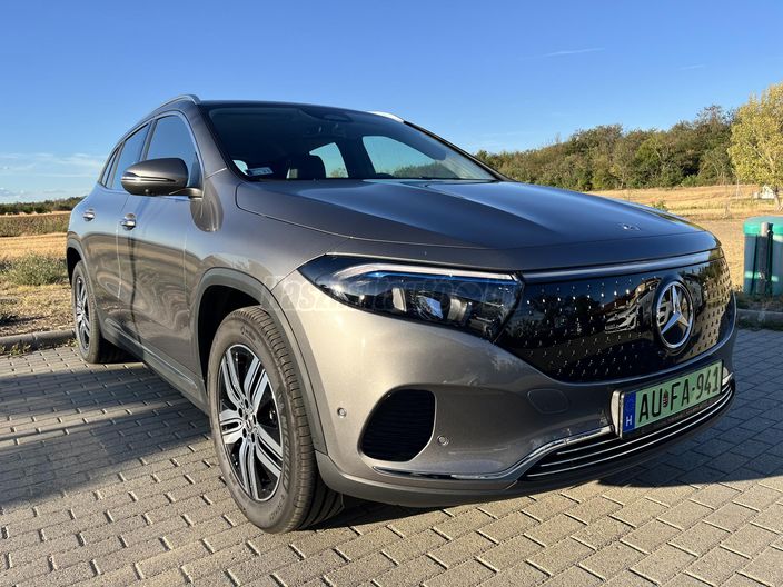MERCEDES-BENZ EQA 300 4Matic