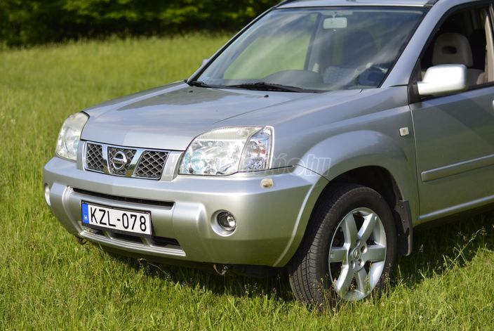 NISSAN X-TRAIL 2.2 dCi Comfort Columbia