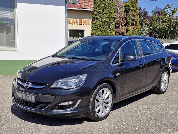 OPEL ASTRA J Sports Tourer 1.6 T Cosmo