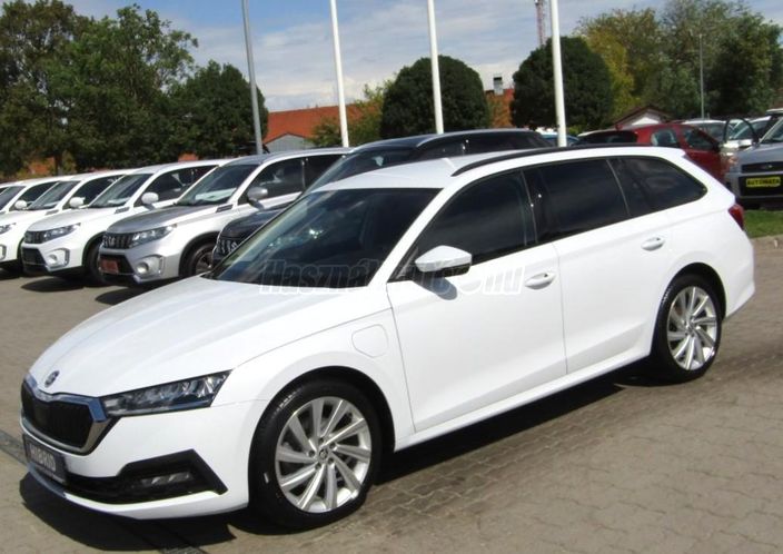 SKODA OCTAVIA Combi 1.4 TSI pHEV Style DSG