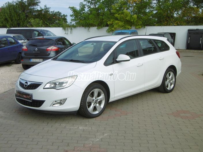 OPEL ASTRA J 1.7 CDTI Sport