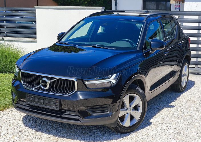 VOLVO XC40 1.5 [T3] Momentum Core