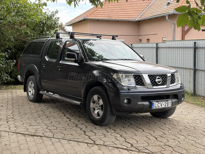 NISSAN NAVARA 4WD Double 2.5D LE (Automata)
