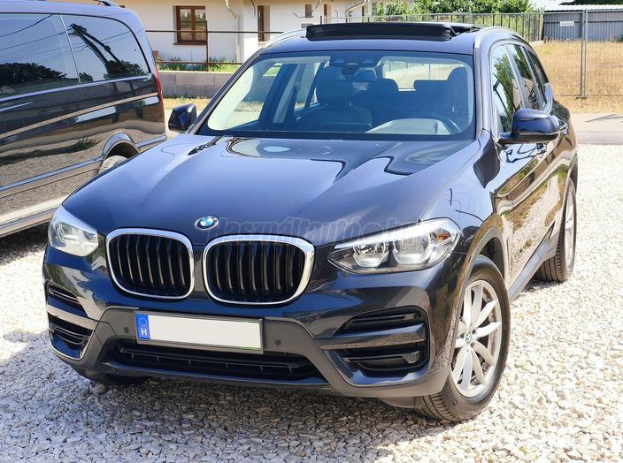 BMW X3 sDrive18d Luxury (Automata)