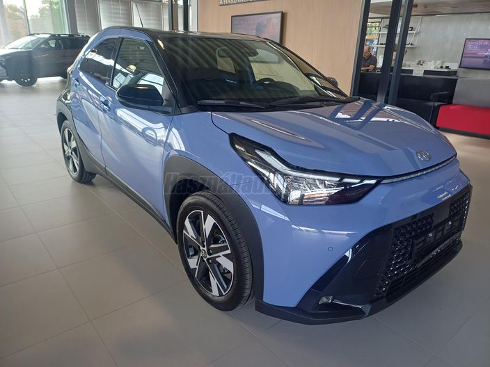 TOYOTA AYGO X 1.5 Hybrid Style e-CVT