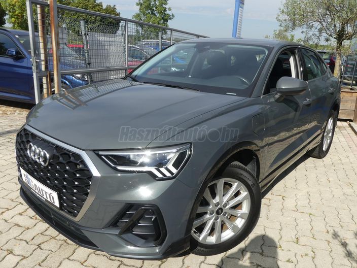 AUDI Q3 Sportback 45 TFSI e Basis S-tronic