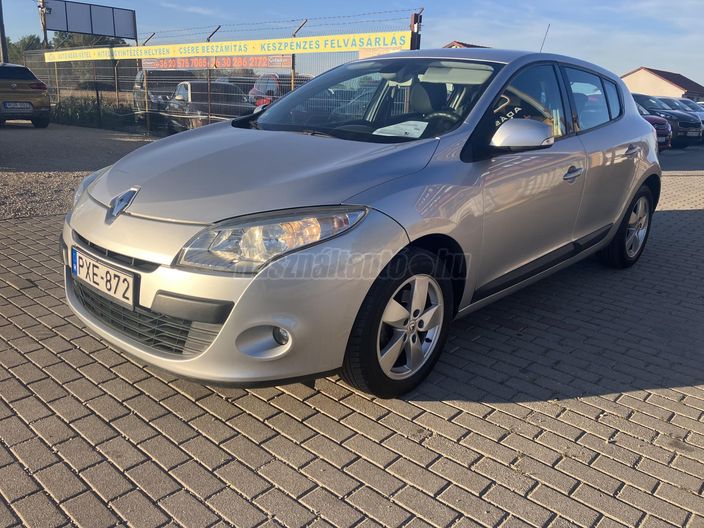 RENAULT MEGANE 1.6 Dynamique