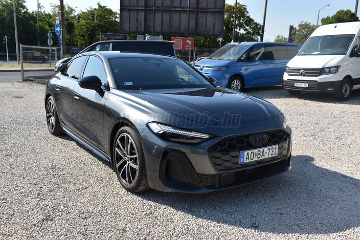AUDI S5 TFSI quattro S-tronic