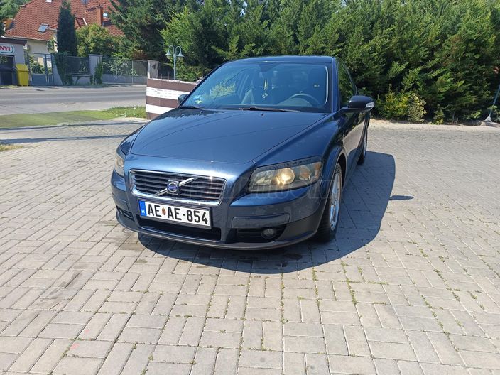 VOLVO C30 2.0 D Momentum