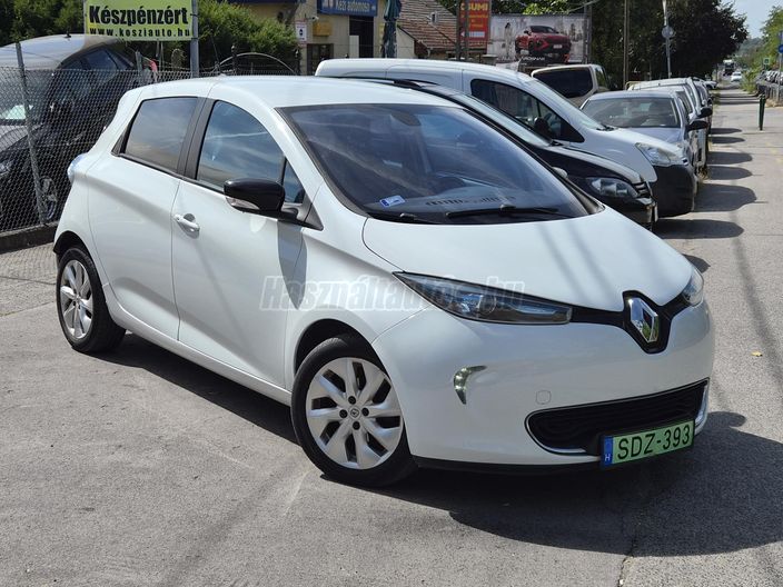 RENAULT ZOE