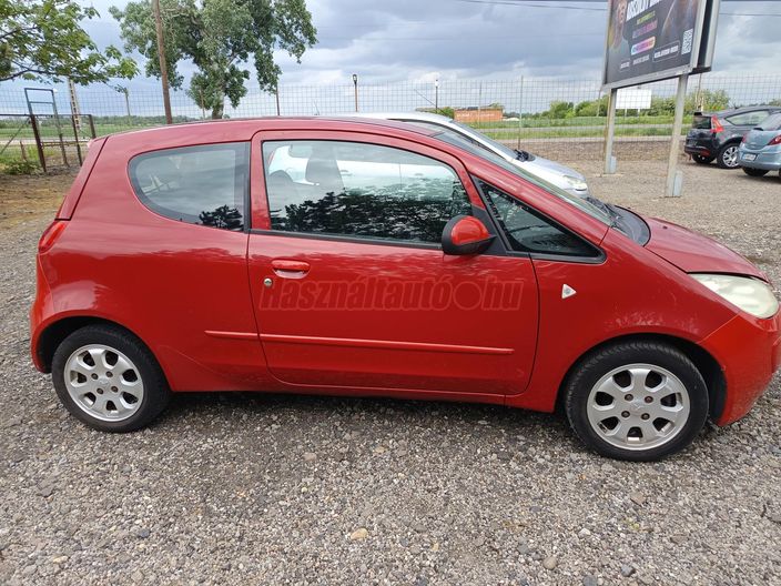 MITSUBISHI COLT 1.3 Invite