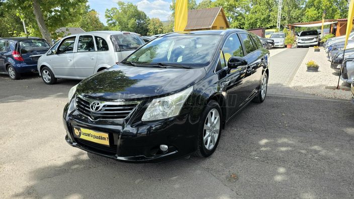 TOYOTA AVENSIS Wagon 2.0 D-4D Sol