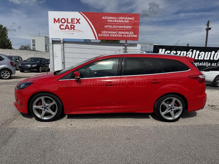 FORD FOCUS 1.6 SCTI Ecoboost Titanium