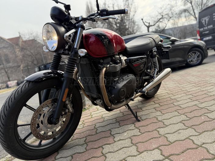 TRIUMPH SPEED TWIN