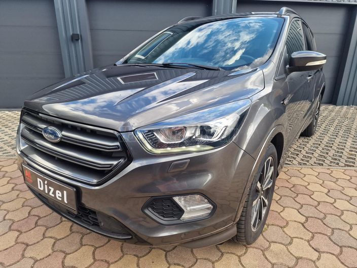 FORD KUGA 2.0 TDCi ST-Line Black Edition