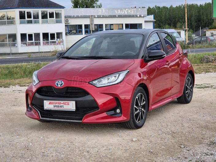 TOYOTA YARIS 1.5 Hybrid Selection Style e-CVT