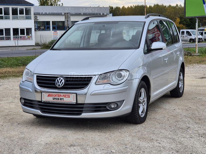 VOLKSWAGEN TOURAN 1.9 PD TDi Trendline DSG DPF