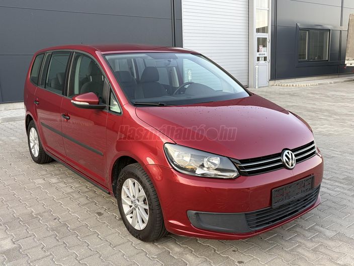 VOLKSWAGEN TOURAN 1.2 TSI Trendline