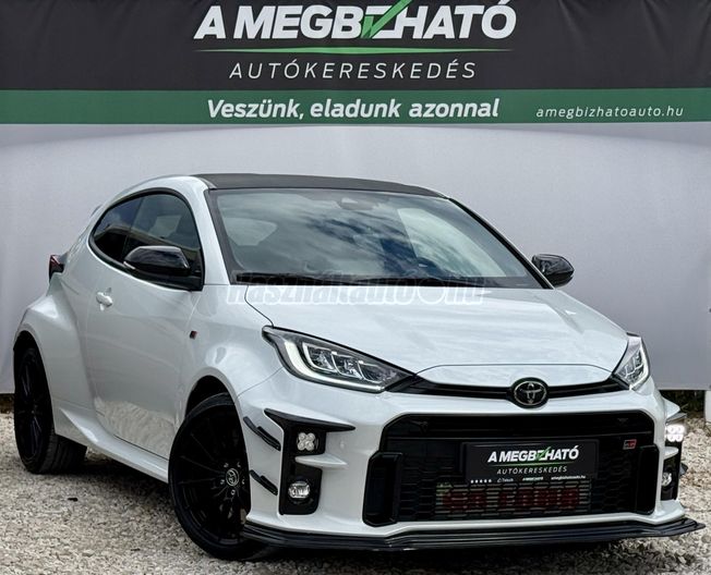 TOYOTA YARIS 1.6 VVT-i GR Sport 4WD
