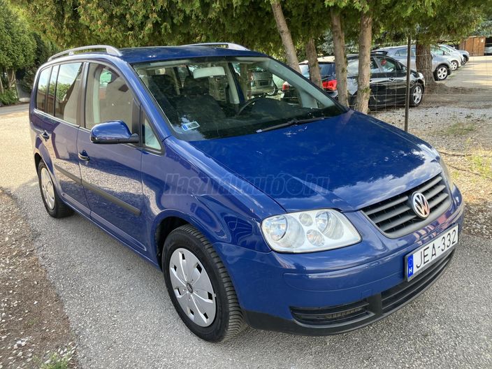VOLKSWAGEN TOURAN 1.6 Trendline