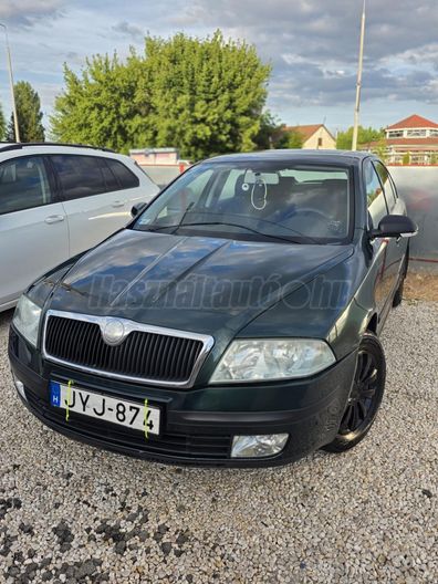 SKODA OCTAVIA 1.6 Elegance