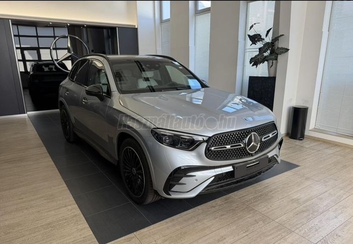 MERCEDES-BENZ GLC 300 d 4Matic 9G-TRONIC Mild hybrid drive