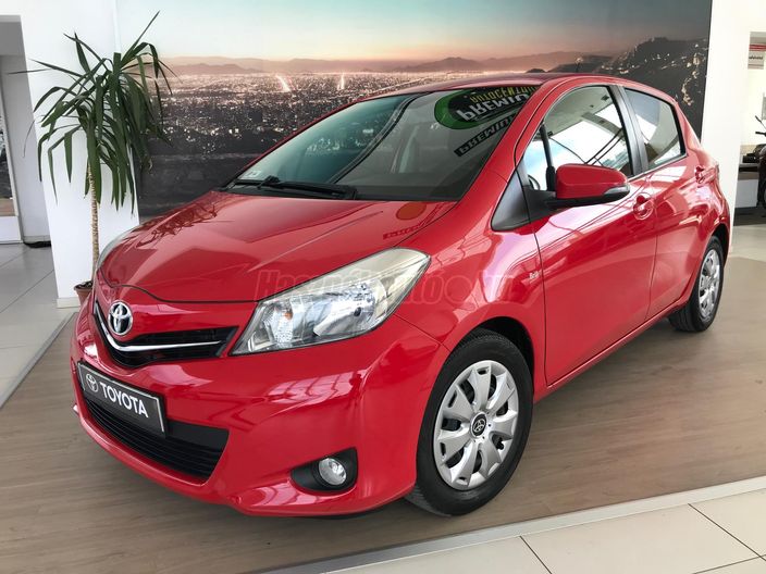 TOYOTA YARIS 1.33 Style
