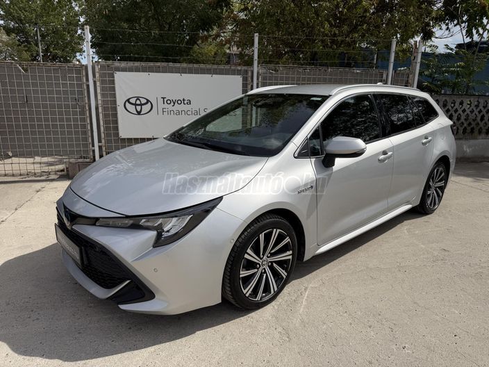 TOYOTA COROLLA Touring Sports 1.8 Hybrid Executive e-CVT