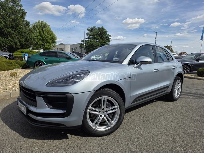 PORSCHE MACAN PDK