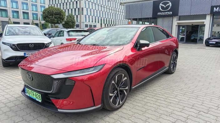 MAZDA 6 6e 68,8kWh e-Skyactiv EV Takumi Plus