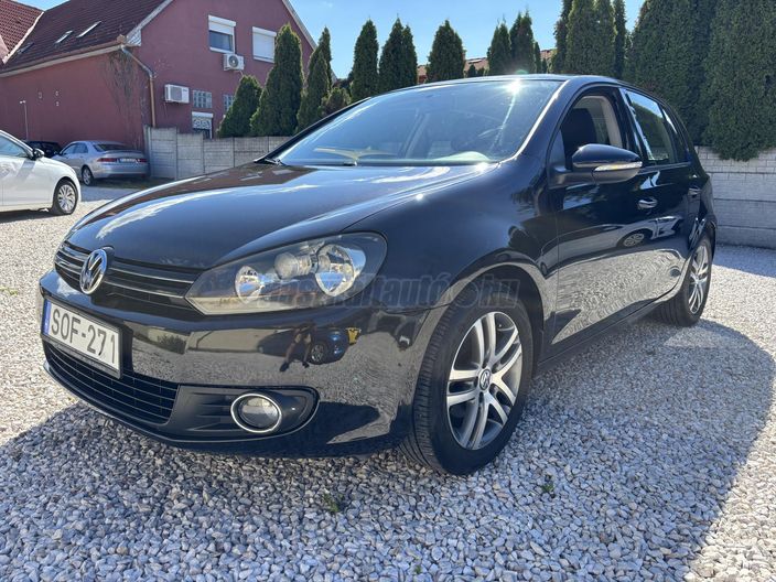 VOLKSWAGEN GOLF VI 1.6 Comfortline