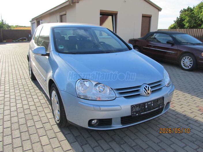 VOLKSWAGEN GOLF V 1.4 Trendline