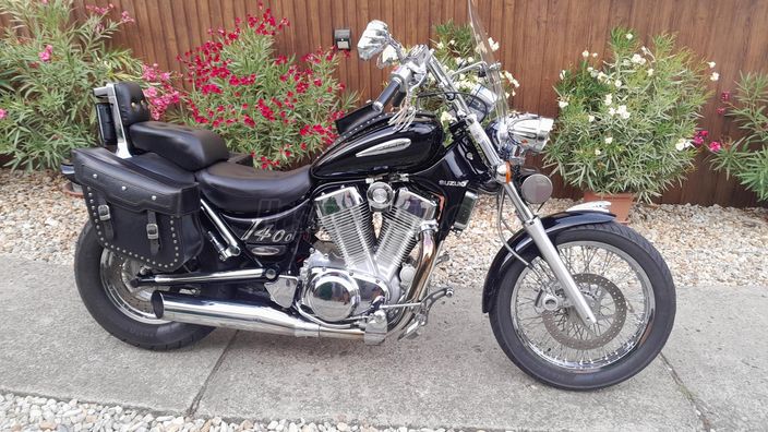 SUZUKI VS 1400 (INTRUDER)