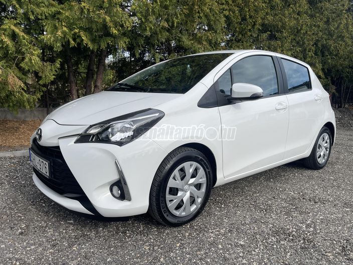 TOYOTA YARIS 1.5 Dual VVT-iE Active City