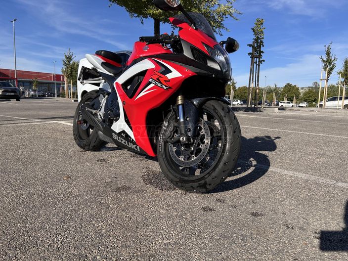 SUZUKI GSX-R 600
