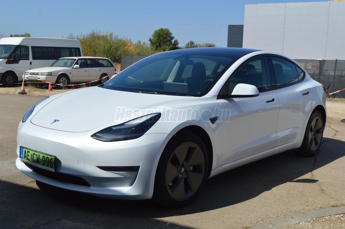 TESLA MODEL 3 Long Range AWD (Automata)